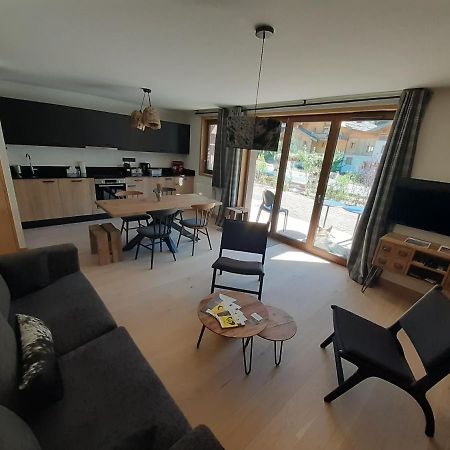 Superbe Appartement T3 4 Etoiles Terrasse Acces Spa Saint-Chaffrey Exterior photo
