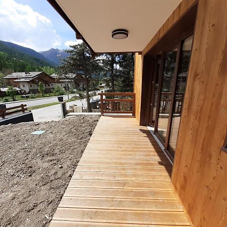 Superbe Appartement T3 4 Etoiles Terrasse Acces Spa Saint-Chaffrey Exterior photo