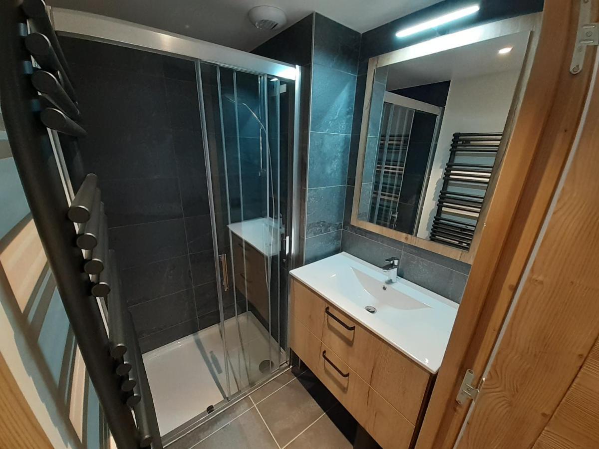 Superbe Appartement T3 4 Etoiles Terrasse Acces Spa Saint-Chaffrey Exterior photo